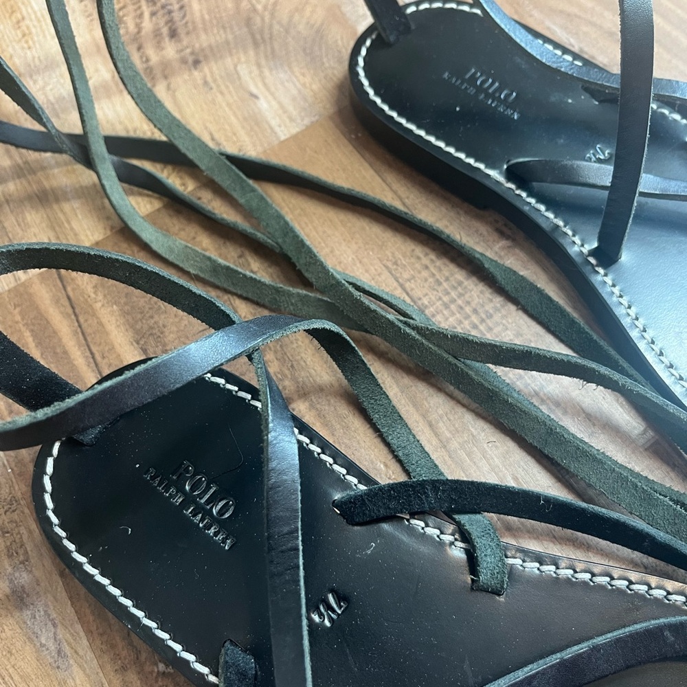 Polo Ralph Lauren 7.5 Gladiator Sandals Wrap Ankle Flats Tie Strappy Shoes Black - Picture 2 of 4